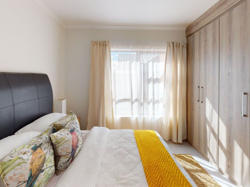 3 Bedroom, 2 Bathroom Apartment for sale in a Beautiful estate in Louwlardia! - Photo 8