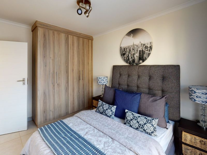 3 Bedroom, 2 Bathroom Apartment for sale in a Beautiful estate in Louwlardia! - Photo 7