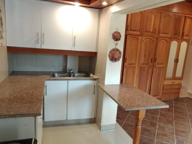 1 Bedroom Granny Cottage in Brighton Beach R5100pm - Photo 5