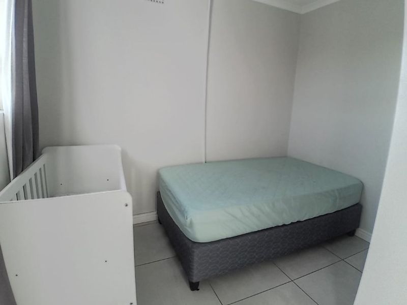 3 Bedroom Double storey house for sale in Stratford                                                      NO TRANSFER DUTY - Photo 5