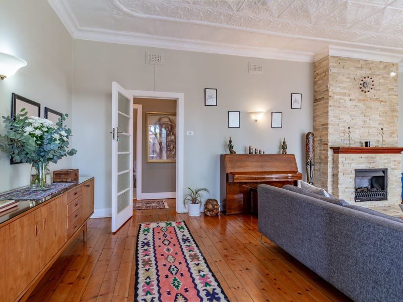 3 Bed House in Kensington for Sale - Photo 3