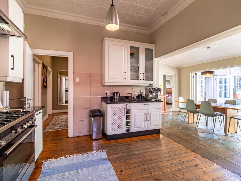 3 Bed House in Kensington for Sale - Photo 1