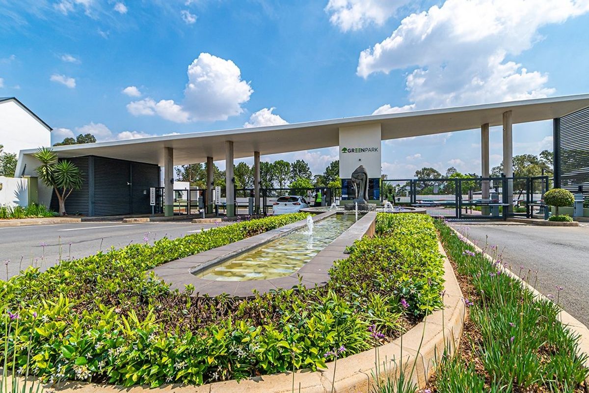 1-Bedroom Apartment To Let – Available 1 May 2026 - Photo 5