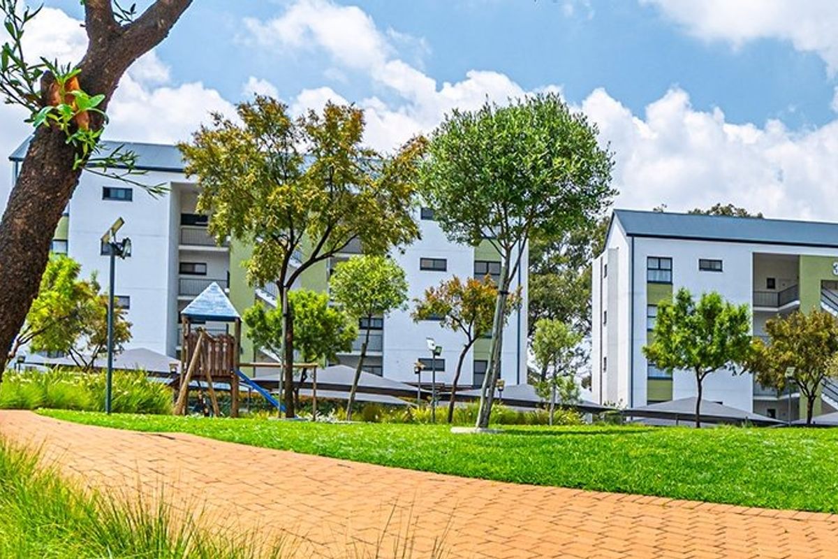 1-Bedroom Apartment To Let – Available 1 May 2026 - Photo 2