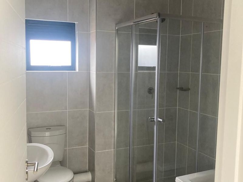 1-Bedroom Apartment To Let – Available 1 May 2026 - Photo 9