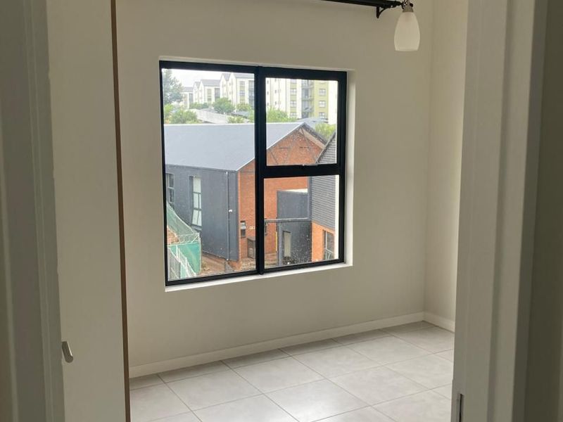 1-Bedroom Apartment To Let – Available 1 May 2026 - Photo 7