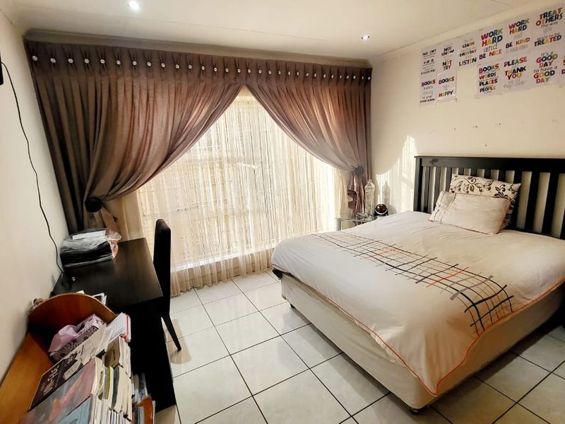 3 Bedroom house for sale in Manzilpark - Photo 7