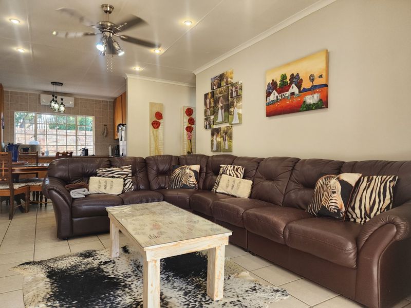 3 BEDROOM TOWNHOUSE IN FLIMIEDA - Photo 3