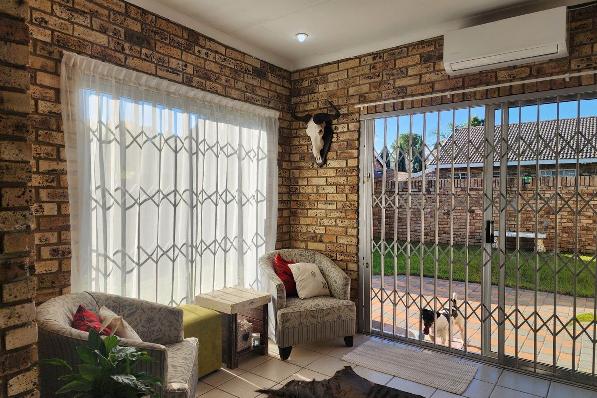 3 BEDROOM TOWNHOUSE IN FLIMIEDA - Photo 5