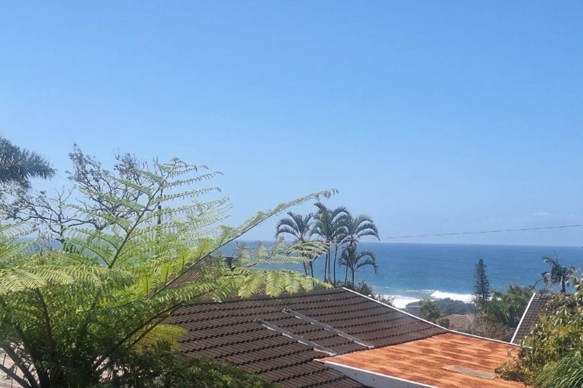 Modern And Comfortable 2-Bedroom Home For Sale  - Photo 2