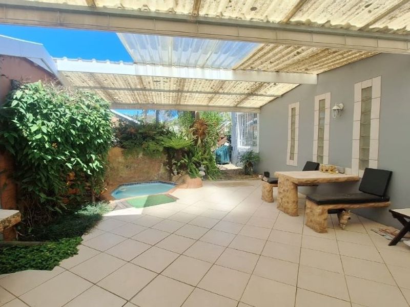 Modern And Comfortable 2-Bedroom Home For Sale  - Photo 7