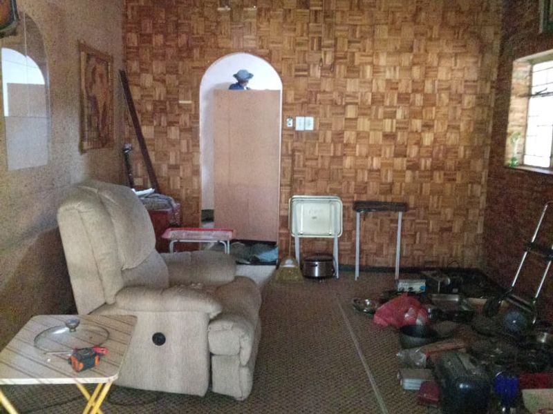 Step into a home where comfort meets smart easy living. - Photo 7