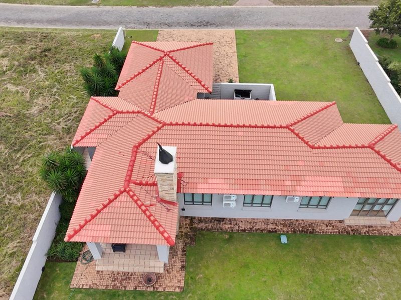 Welcome to your dream home in the sought-after Harbour Town Golf Estate - Photo 5