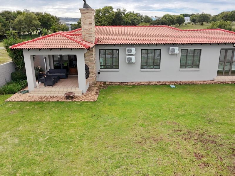 Welcome to your dream home in the sought-after Harbour Town Golf Estate - Photo 4