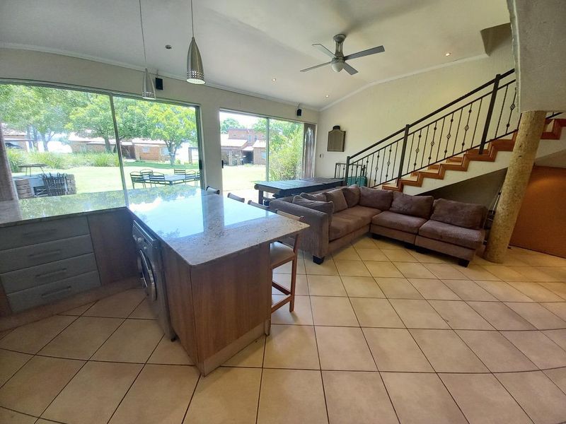 Modern Waterfront Living: A Perfect Investment Opportunity - Photo 5