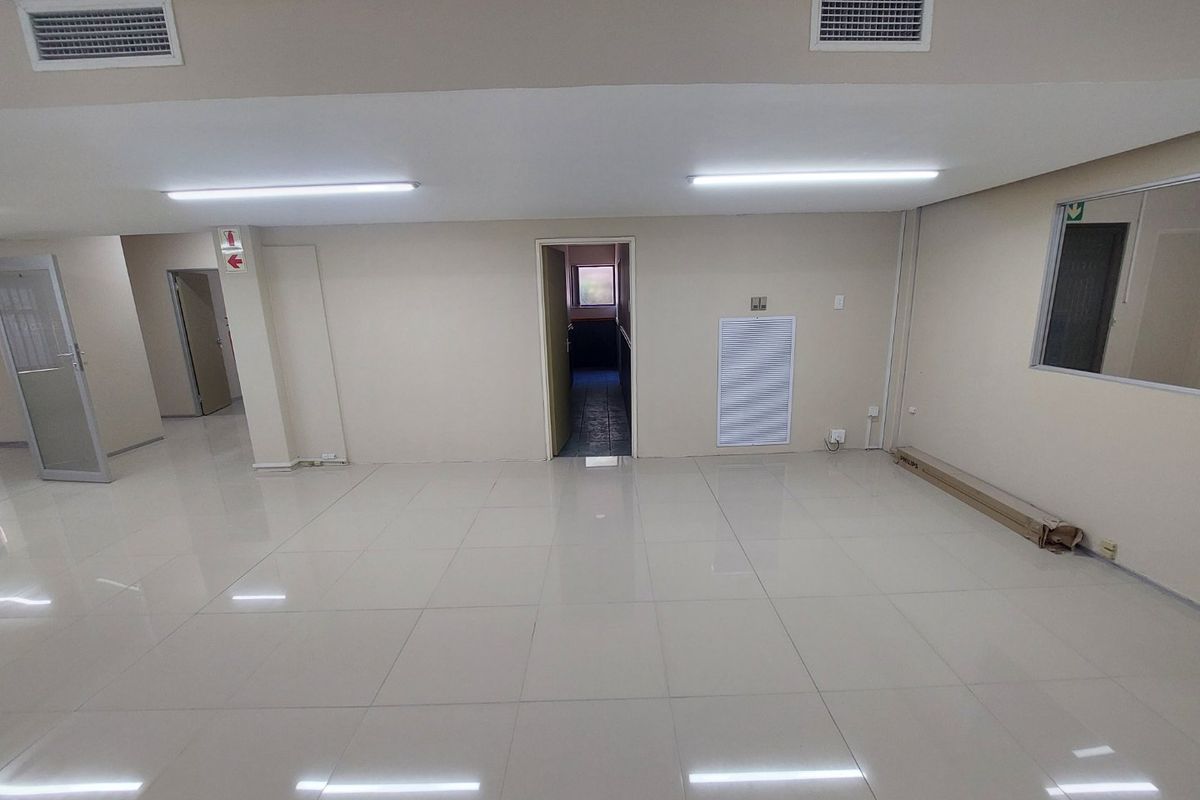 Commercial property for rent in Westville - Photo 4