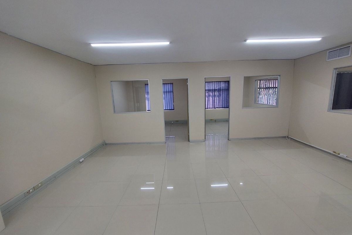 Commercial property for rent in Westville - Photo 3