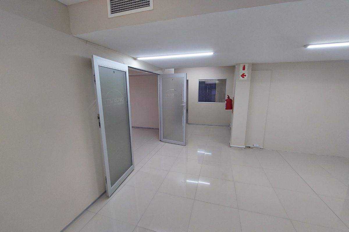 Commercial property for rent in Westville - Photo 5
