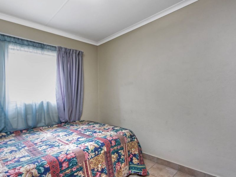 Standalone 3 Bedroom House for sale in Waterfield Estate, Centurion  - Photo 9