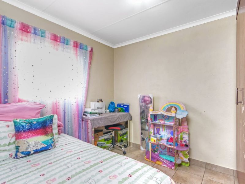 Standalone 3 Bedroom House for sale in Waterfield Estate, Centurion  - Photo 8