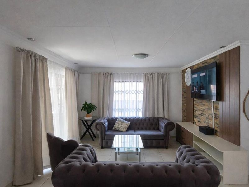 Stunning 3-bedroom home Villa Lantana  - Photo 7