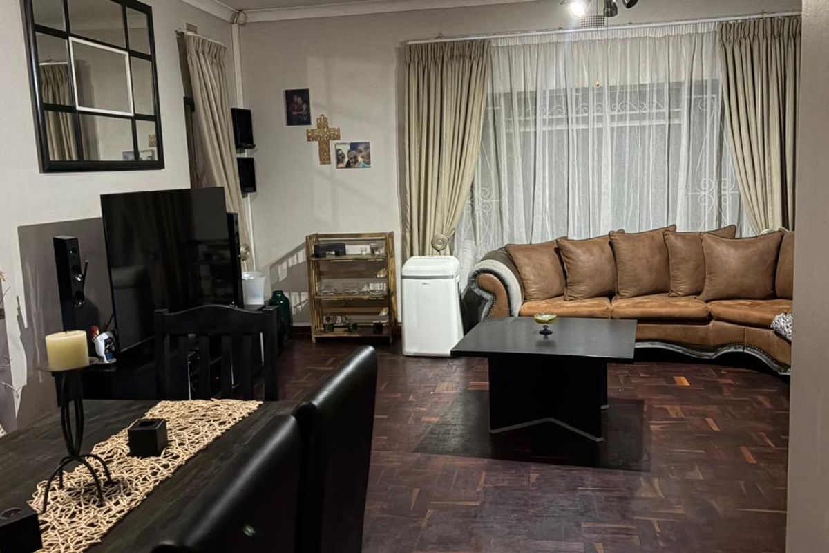 Neat 3 bedroom family home - Photo 3