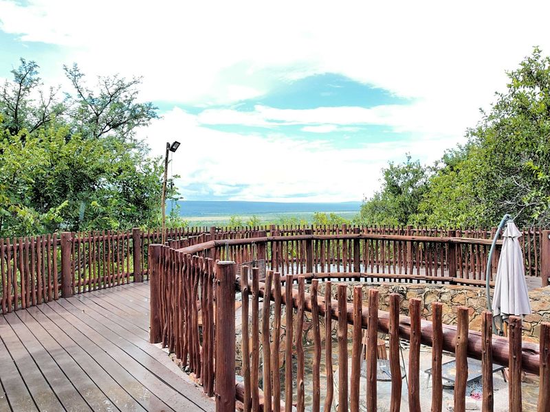 330 hectares Vaalwater, fully fenced, 5-star address - Photo 4