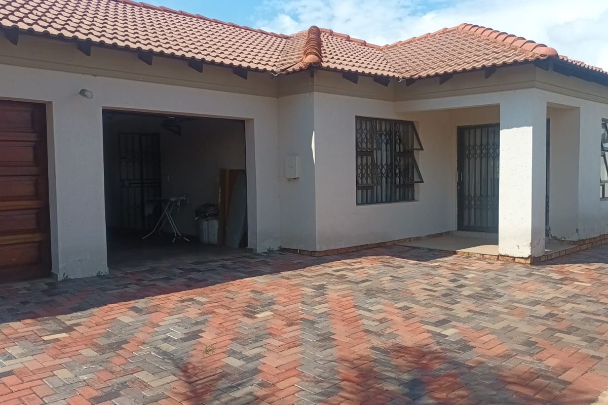 Dream House  - Photo 5