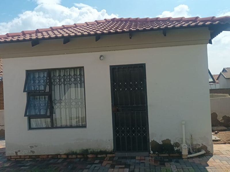 Dream House  - Photo 4