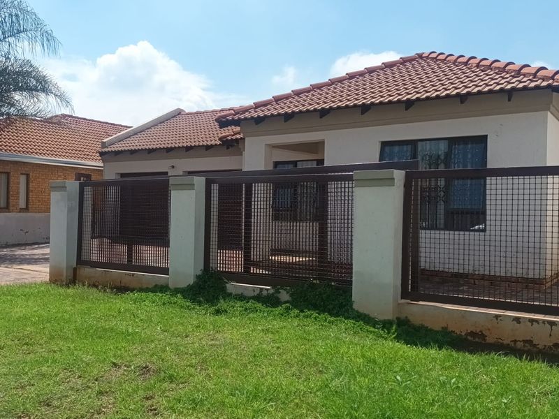 Dream House  - Photo 6