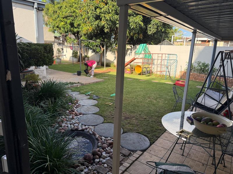 LOCATION. LUXURY. MAJESTY. - Photo 2