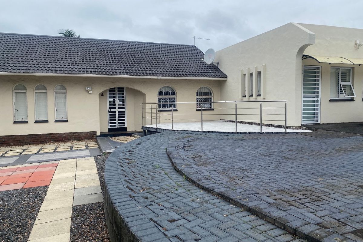 PPRA Registered Dorchester Heights Versatile 5-Bedroom Home in a Quiet Cul-de-Sac  - Photo 2