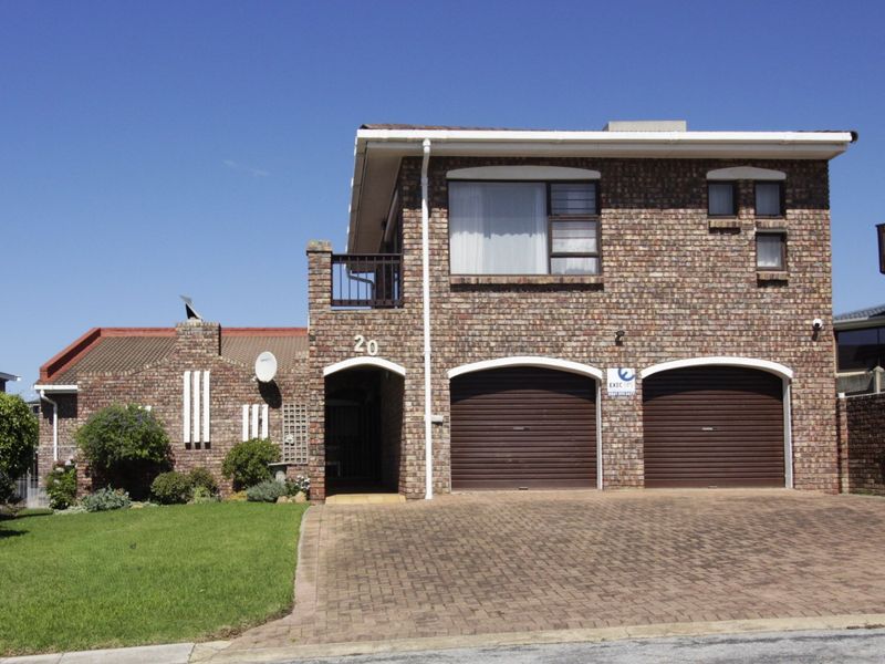 Walking distance to the beach - Photo 2