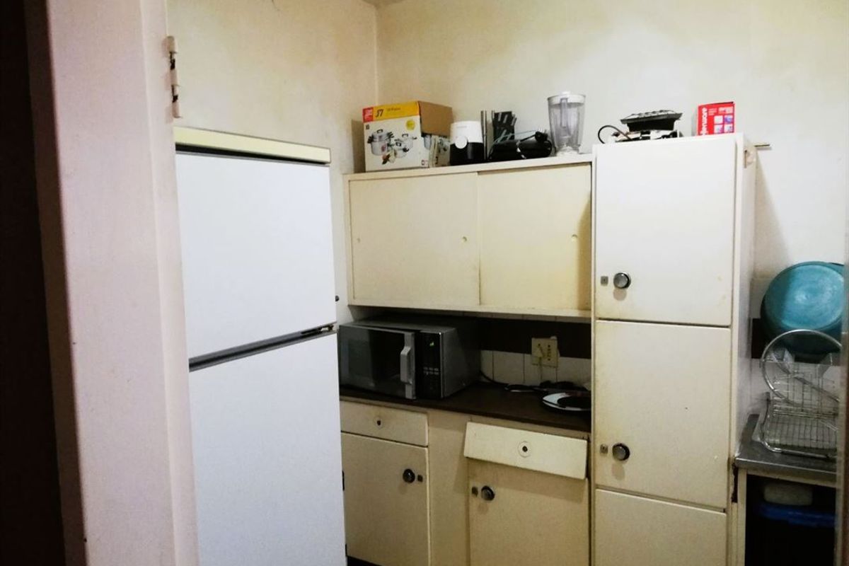 Cozy Haven Perfect for Comfortable Living - Photo 2