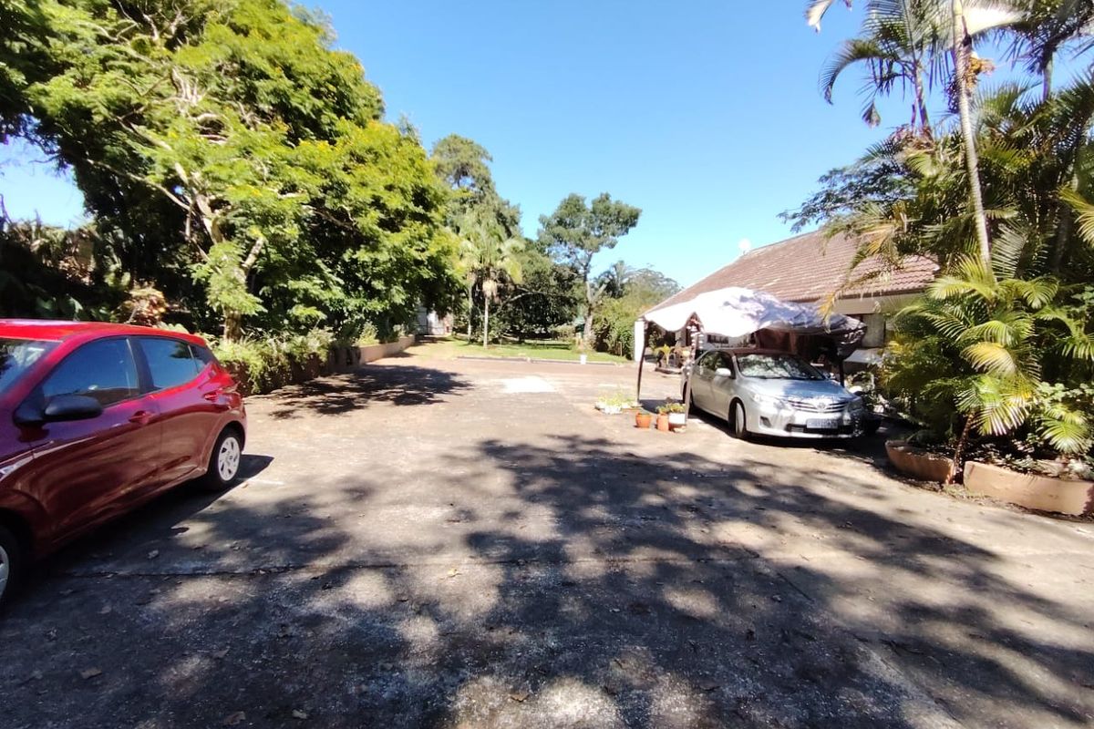 Country Living Meets Coastal Charm – Large Erf In The Heart Of Uvongo - Photo 4