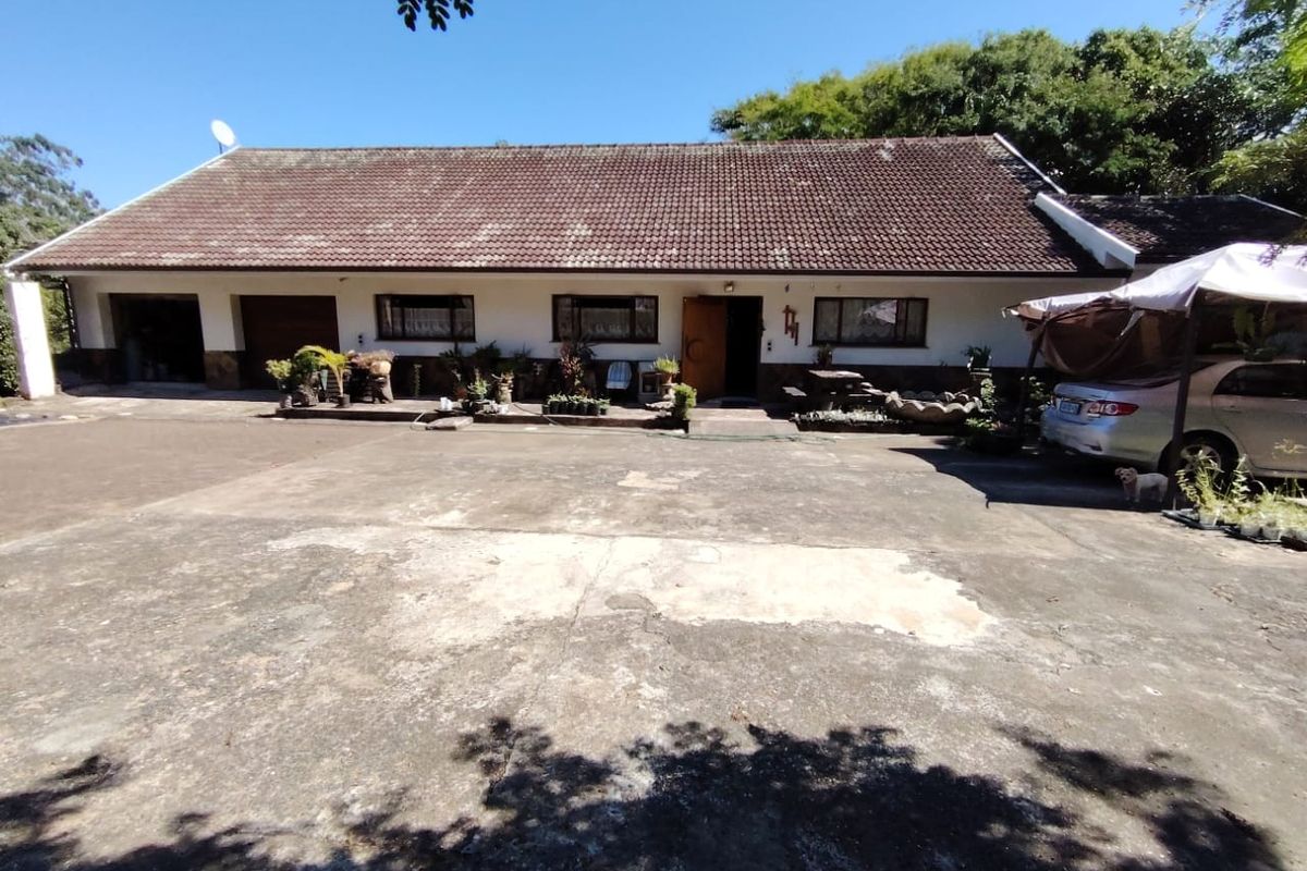 Country Living Meets Coastal Charm – Large Erf In The Heart Of Uvongo - Photo 3