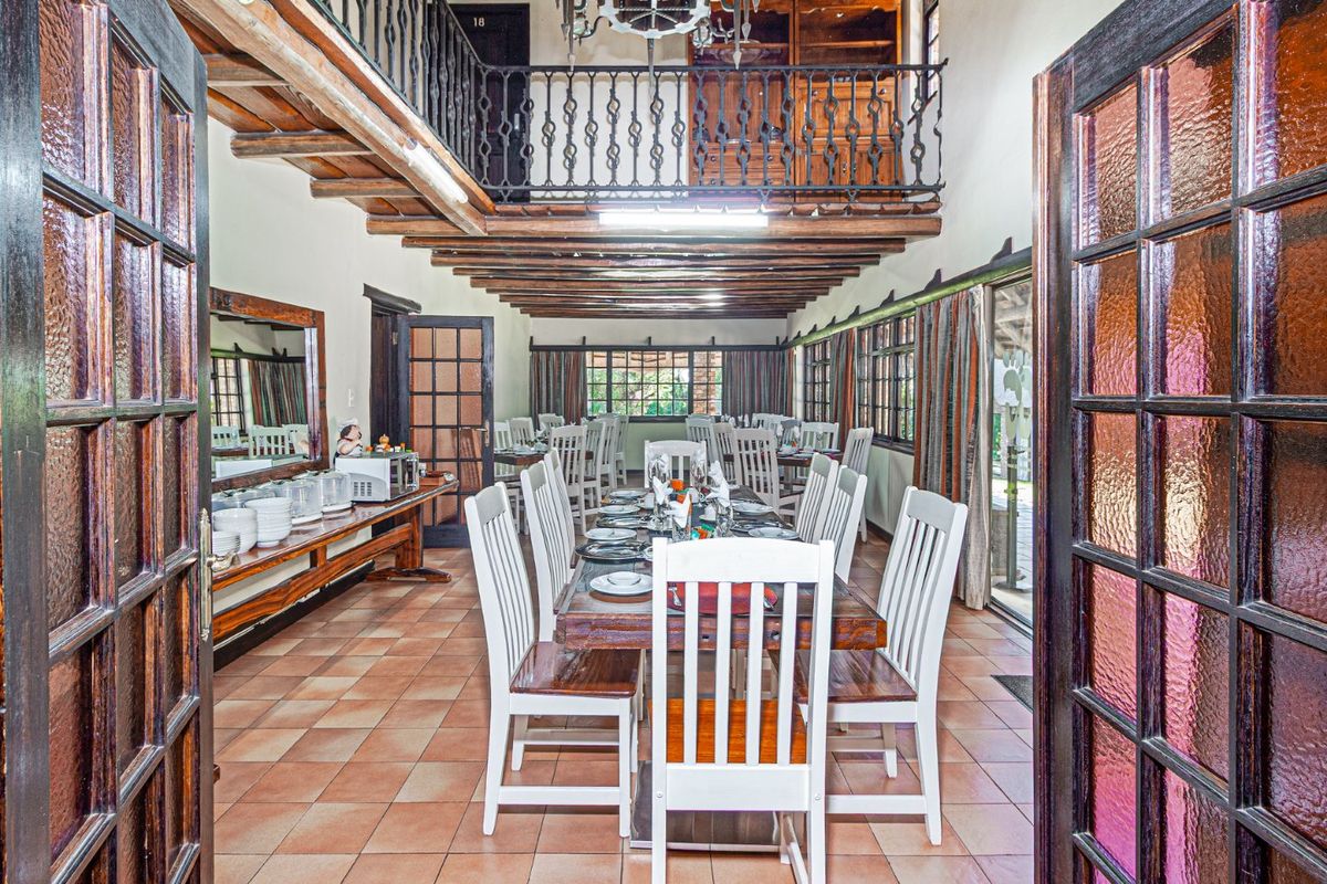 GUEST LODGE FOR SALE  - Photo 3