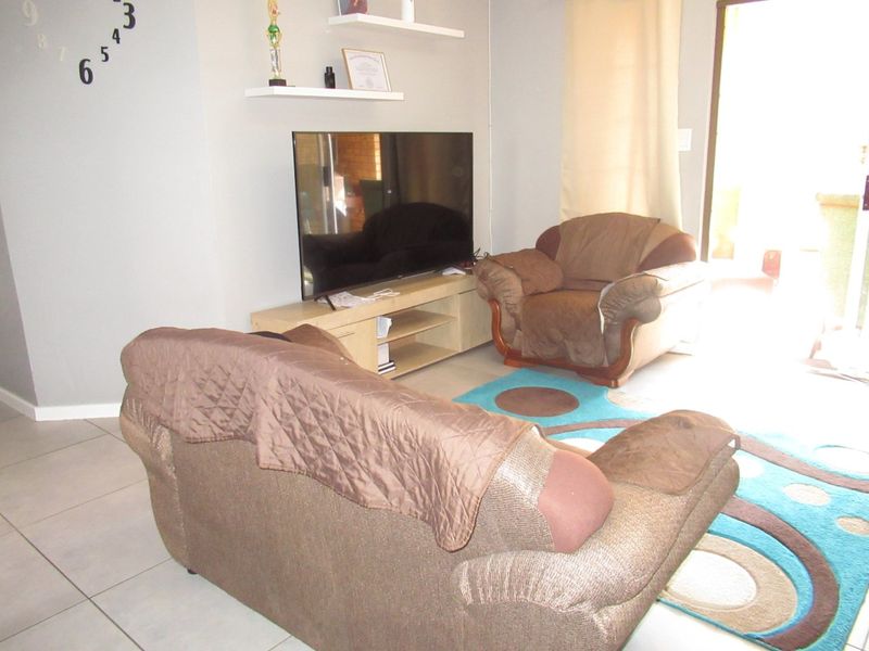 3 BEDROOM APARTMENT FOR SALE IN NOORDWYK - Photo 2