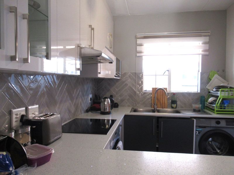 3 BEDROOM APARTMENT FOR SALE IN NOORDWYK - Photo 7