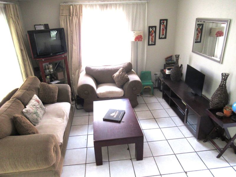 3 BEDROOM FREEHOLD FOR SALE IN HALFWAY GARDENS - Photo 10