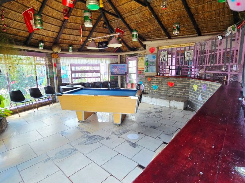 3 Bedroom Home with Restaurant, Tuck Shop & Flatlet – Income Potential in Pienaarsdorp - Photo 8