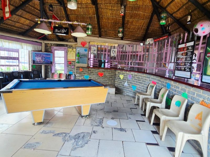 3 Bedroom Home with Restaurant, Tuck Shop & Flatlet – Income Potential in Pienaarsdorp - Photo 7