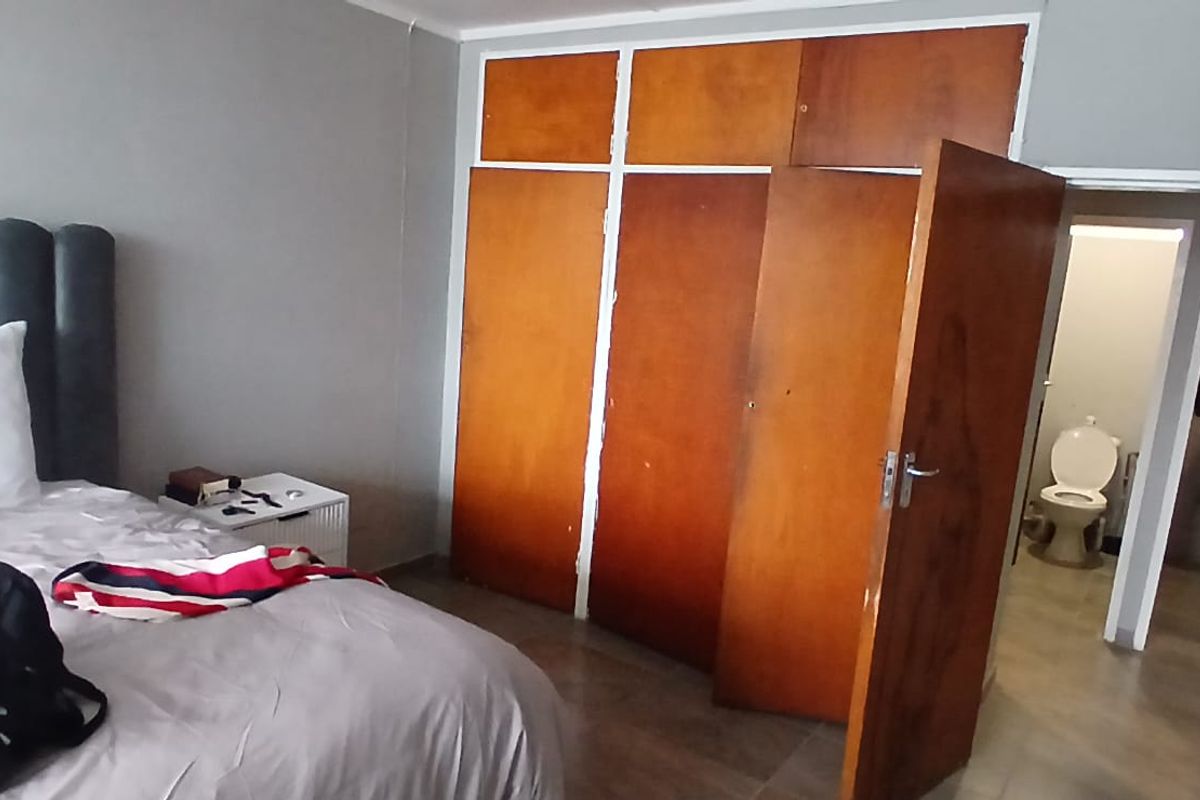 Newly Refurbished 2-Bedroom Apartment – Sunnyside, Pretoria - Photo 5