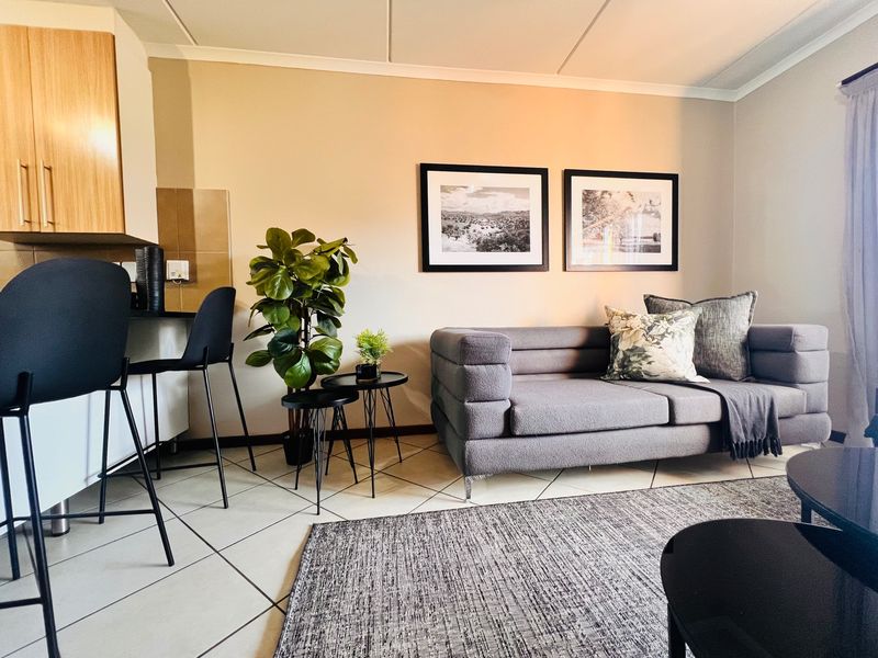 Stylish & Modern 2-Bedroom Apartment in Sagewood, Midrand - Photo 10