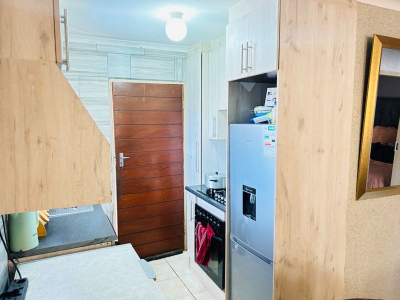 Stunning 2 bedrooms house for sale in Sky city  - Photo 8