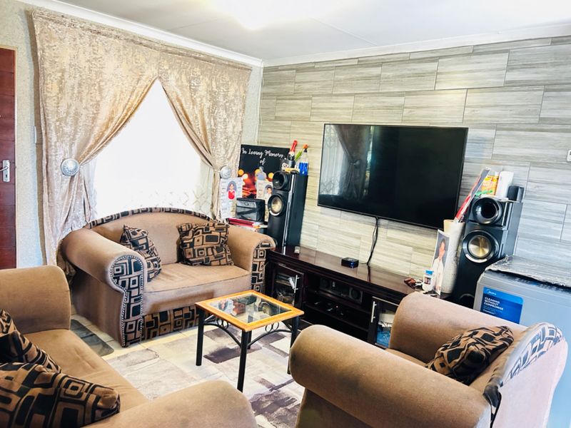 Stunning 2 bedrooms house for sale in Sky city  - Photo 6