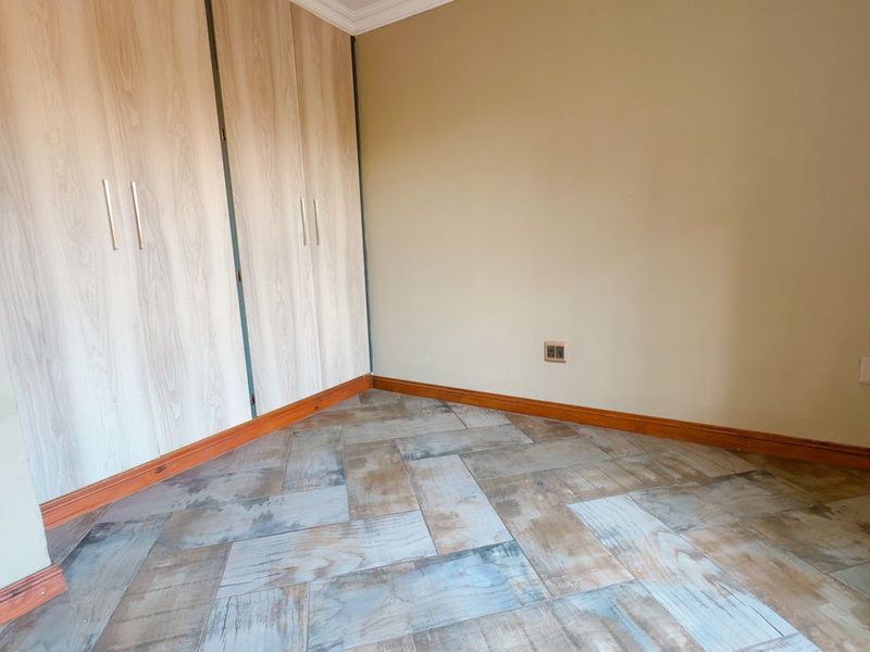 Freshly redone in Three Rivers - Photo 6