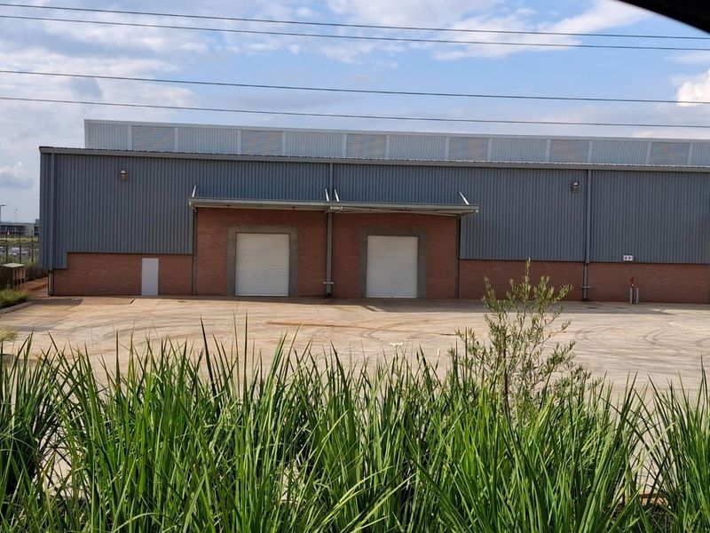 Brand New Warehouse – 1660m2 at Eco Glades 3  - Photo 4