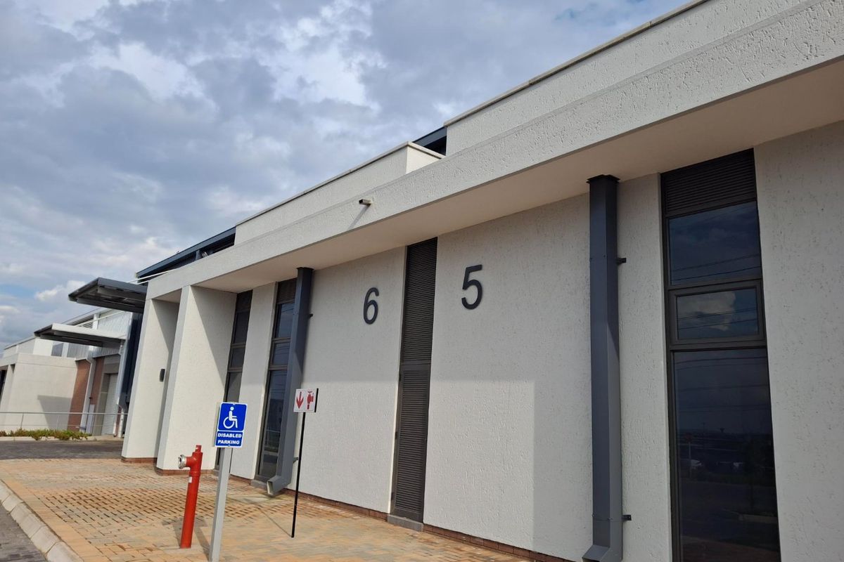 Brand New Mini Warehouse – Last Unit Available at Eco Glades 3!  - Photo 3