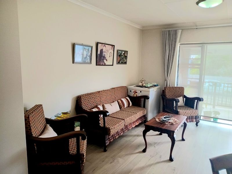 Move In Ready Apartment with Two Bedrooms and Two Bathrooms - Photo 10